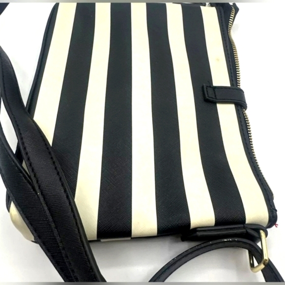 Disney Parks Minnie Mouse Black White Polka Dot Stripes Red Bow Crossbody Bag - Picture 7 of 16